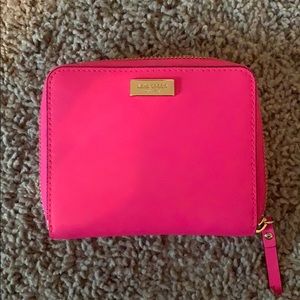 Kate Spade zip around wallet